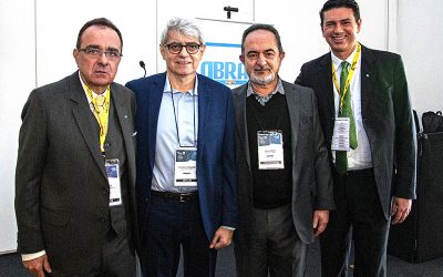 MAIS JUNTOS DO QUE NUNCA